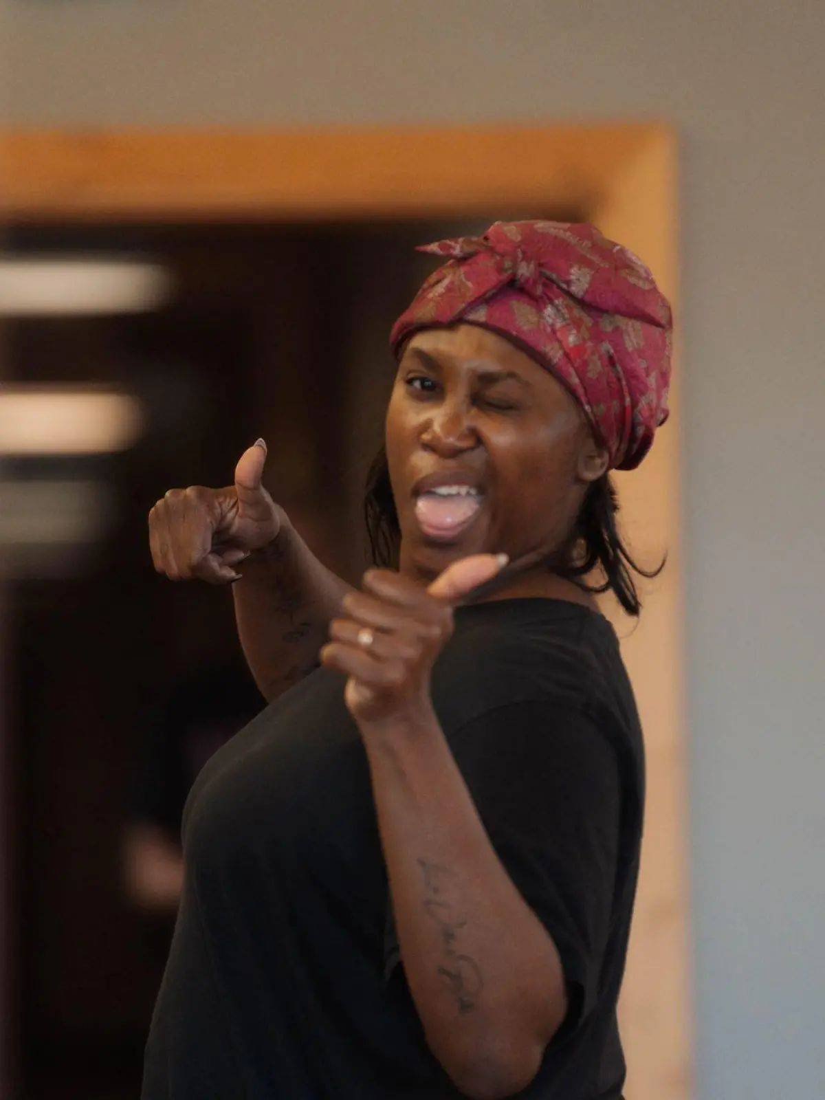 Motsi Mabuse ist beim Tanzkurs voll in ihrem Element