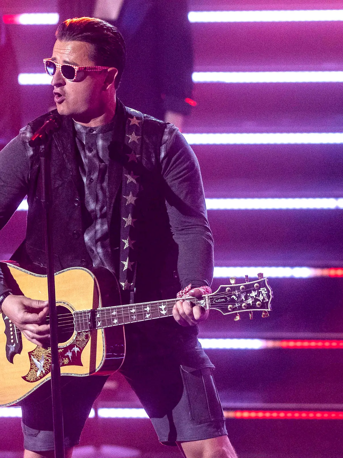  Andreas Gabalier bei der TV-Aufzeichnung der Show Das große Schlagerjubiläum - Auf die nächsten 100 mit Florian Silbereisen in der mediacity in Leipzig. *** Andreas Gabalier at the TV recording of the show Das große Schlagerjubiläum Auf die nächsten 100 with Florian Silbereisen in the mediacity in Leipzig Foto:xM.xKremerx/xFuturexImage