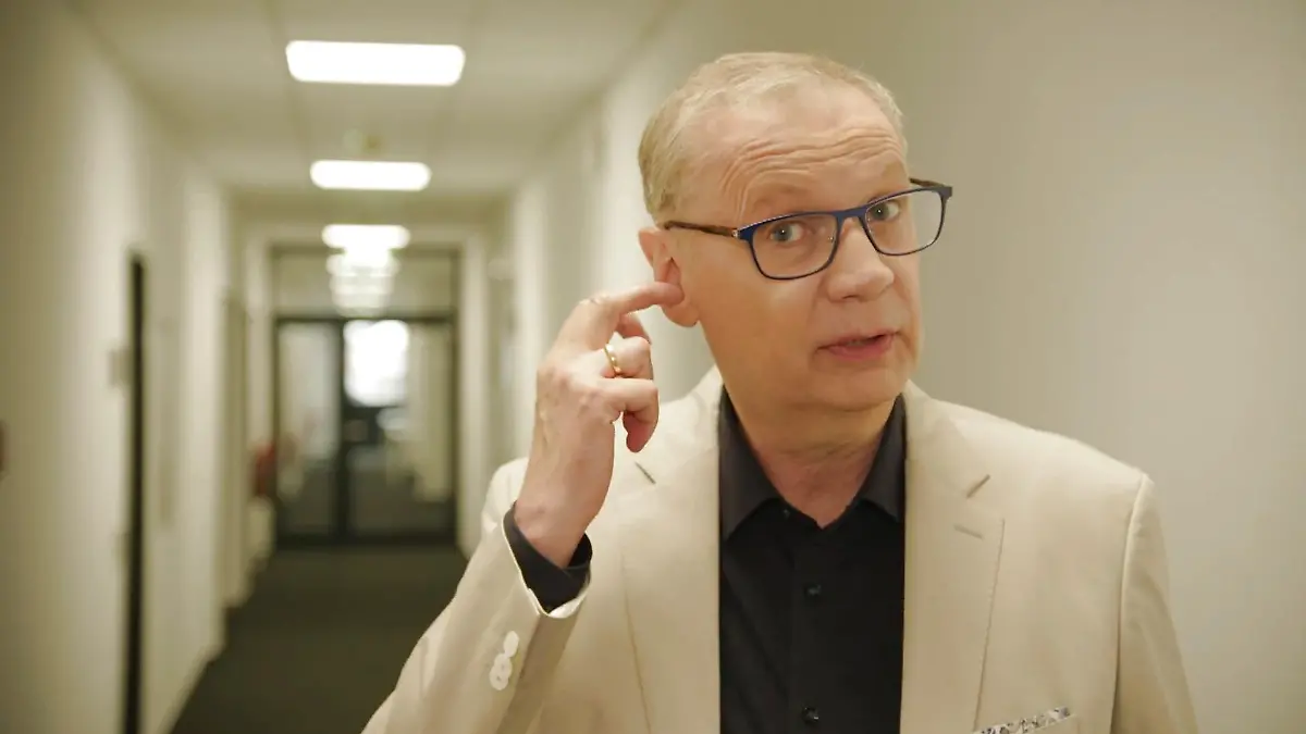 Keine Chance für Vorsager! „Wer wird Millionär?“-Moderator Günther Jauch hört alles.