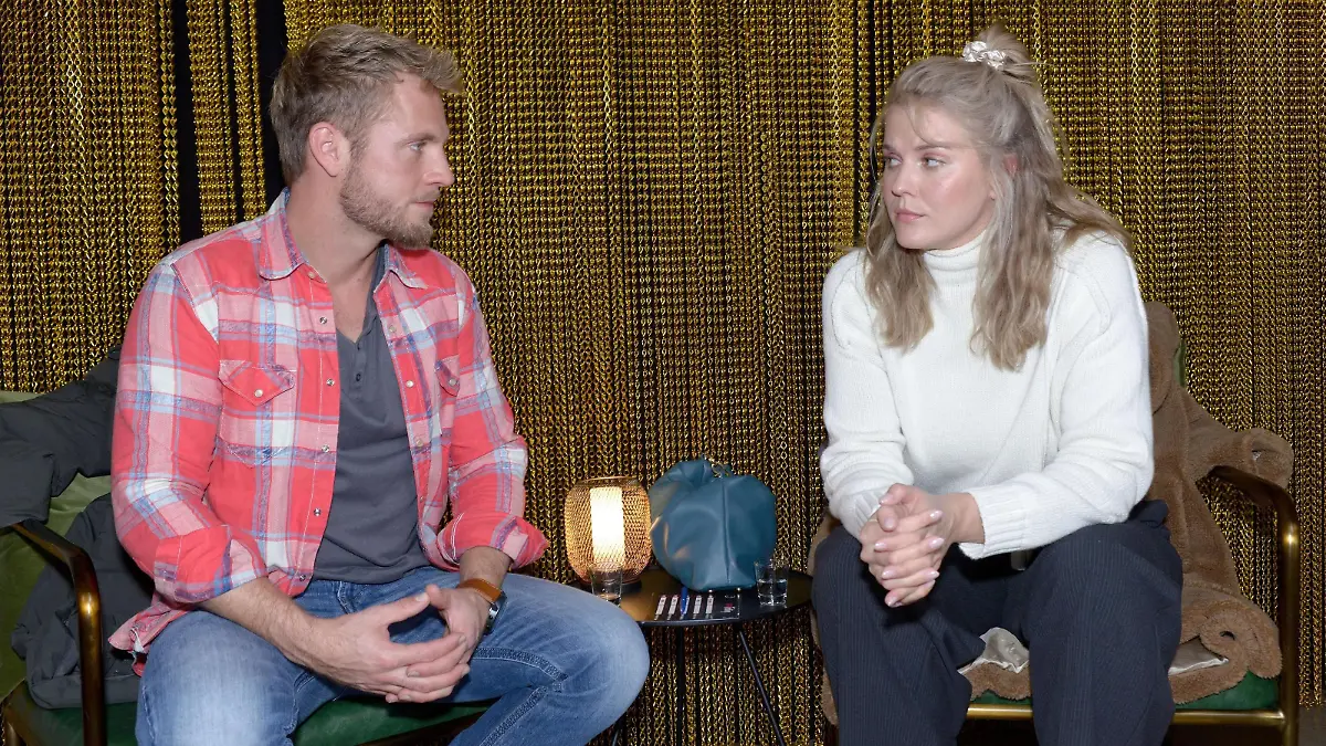 Pauls (Niklas Osterloh) Rat ermutigt Alicia (Josefin Bressel), mit Toni nochmal das Gespräch zu suchen.

+++ Die Verwendung des sendungsbezogenen Materials ist nur mit dem Hinweis und Verlinkung auf RTL+ gestattet. +++