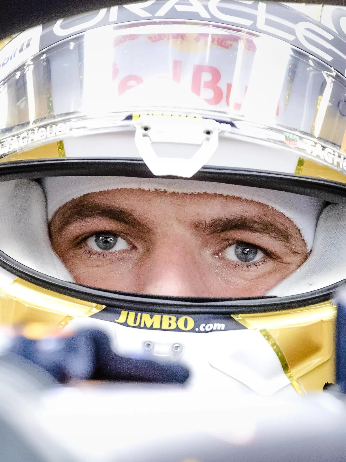  SPA - Max Verstappen Red Bull Racing in his pit box during the 2nd practice session ahead of the F1 Grand Prix of Belgium at the Circuit de Spa-Francorchamps on August 26, 2022 in SPA, Belgium. ANP SEM VAN DER WAL F1 Grand Prix of Belgium, Practice 2 2022 xVIxANPxSportx/xxANPxIVx *** SPA Max Verstappen Red Bull Racing in his pit box during the 2nd practice session ahead of the F1 Grand Prix of Belgium at the Circuit de Spa Francorchamps on August 26, 2022 in SPA, Belgium ANP SEM VAN DER WAL F1 Grand Prix of Belgium, Practice 2 2022 xVIxANPxSportx xxANPxIVx 453546422 originalFilename: 453546422.jpg