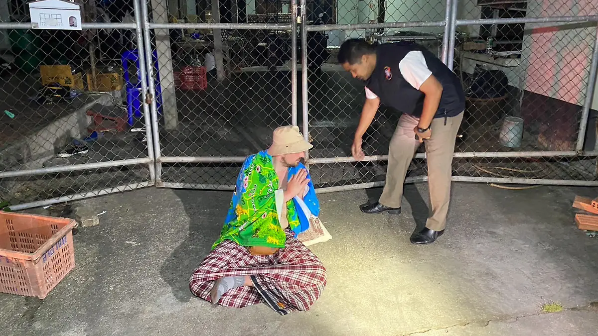 A far-right German politician has been arrested over an alleged drugs-fueled rampage on a Thai island.

Niels Foitzik, a member of the AFD, sparked panic when he allegedly began throwing food and pushing over plates in a restaurant on Koh Phi Phi in southern Thailand on Thursday night, April 11.

Police arrived but could not understand his ramblings. He was fined 1,000 Baht (25.73 Euro) for ‘disorderly conduct and inability to maintain consciousness while on a public road' before being released.

However, Niels, 32, from Berlin, was picked up again the following night. 

He is seen in the video resisting while being bundled into an ambulance by four cops and three paramedics. He was then handcuffed to a stretcher and wheeled into the vehicle.   PACKAGE: Video, pictures, text