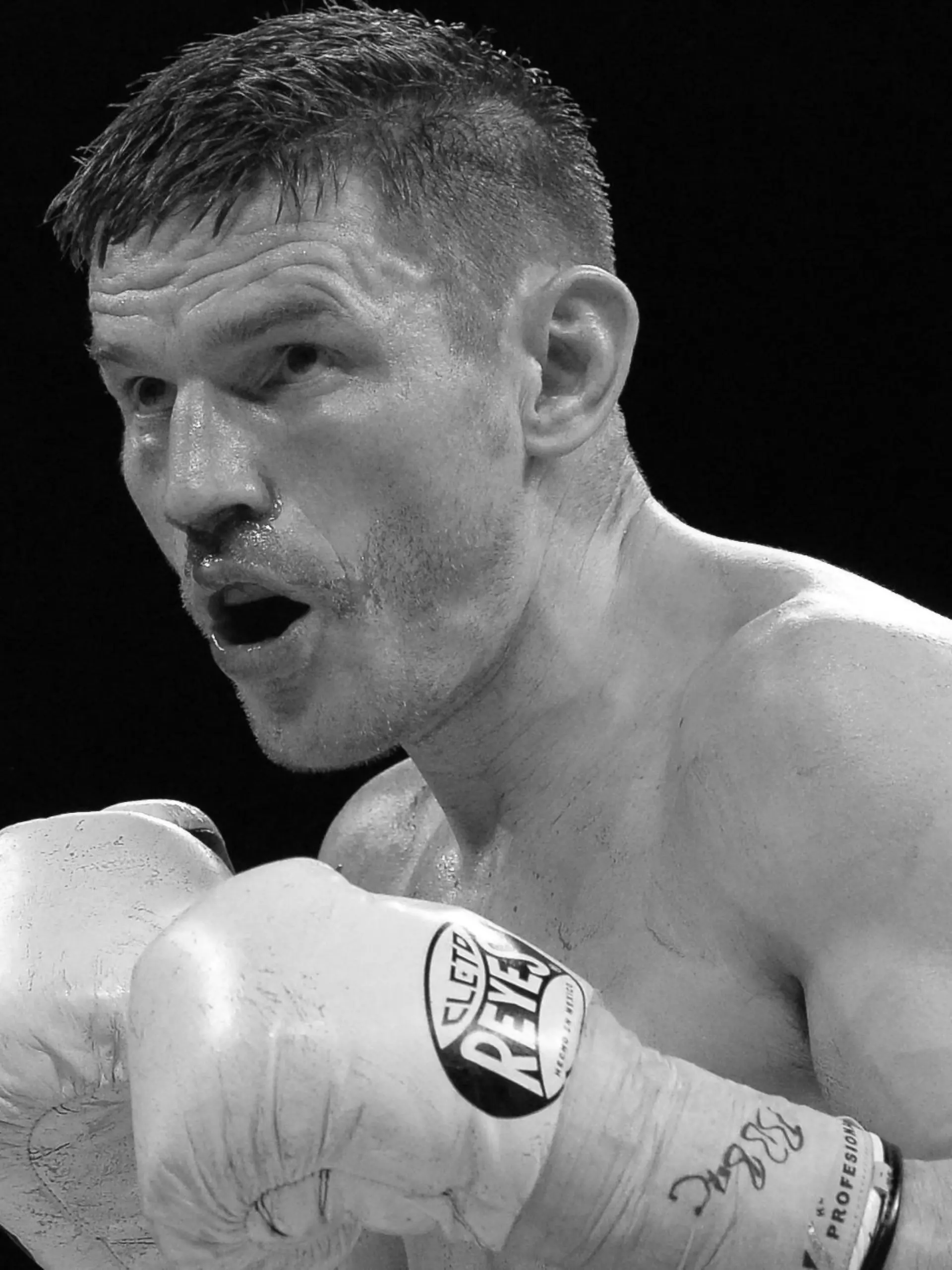 (FILE PHOTO) Former British champion Willie Limond dies aged 45 GLASGOW, SCOTLAND - MAY 28: Willie Limond during the British Super Lightweight Championship fight ahead of the WBA world super-lightweight title fight between Ricky Burns and Michele Di Rocco at The SSE Hydro on May 28, 2016 in Glasgow, Scotland. (Photo by Mark Runnacles/Getty Images)