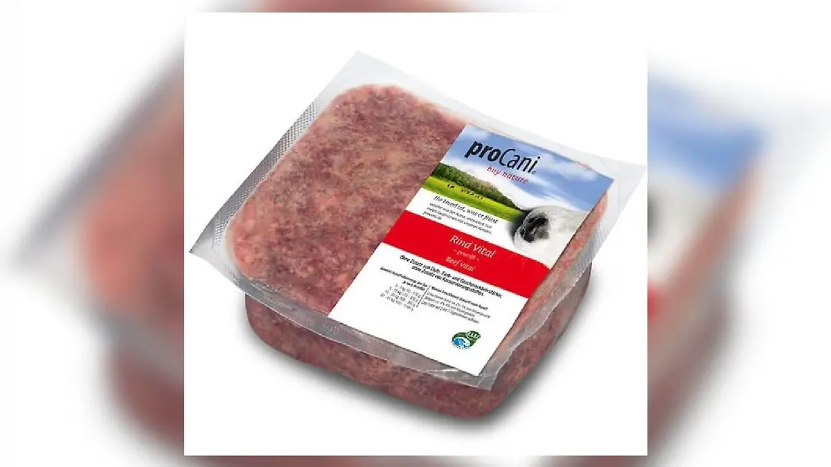 Vom Rückruf betroffen ist das „Ergänzungsfuttermittel für Hunde Rind Vital 500g“ mit der Charge Nr. 1545020224 und dem Mindesthaltbarkeitsdatum 05.05.2025 der BAF Petfood GmbH.