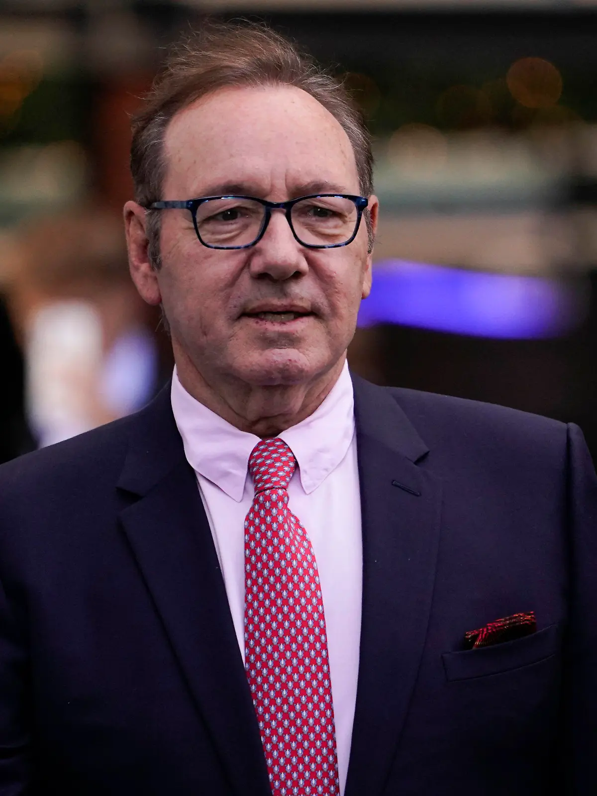 26.07.2023, Großbritannien, London: Kevin Spacey, Schauspieler aus den USA, trifft vor dem Southwark Crown Court ein. In dem Londoner Strafprozess gegen Schauspieler Kevin Spacey wegen mutmaßlicher sexueller Übergriffe hat die Jury ihre Beratungen fortgesetzt. Foto: Alberto Pezzali/AP/dpa +++ dpa-Bildfunk +++