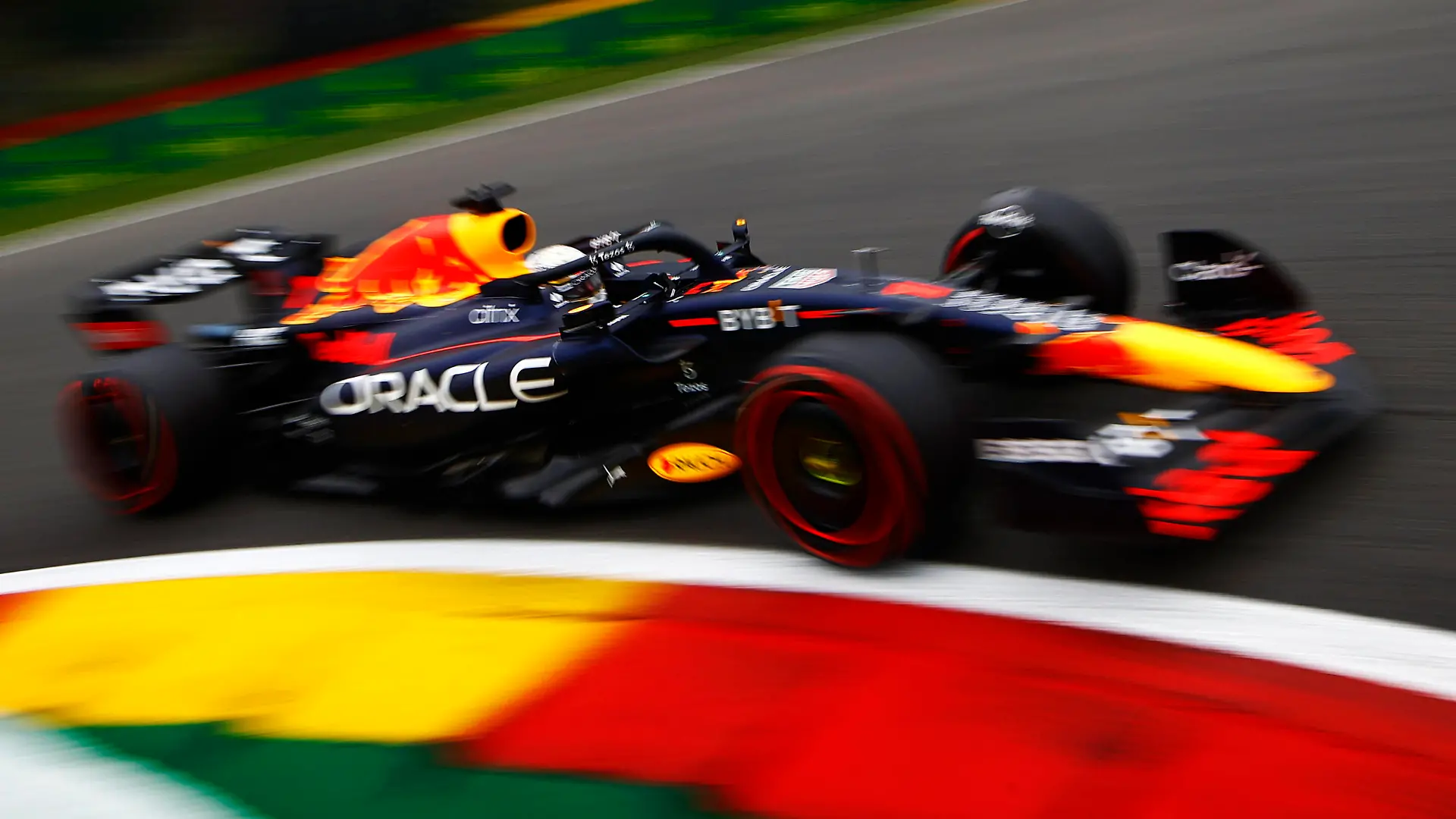 Formula 1 2022: Belgian GP CIRCUIT DE SPA FRANCORCHAMPS, BELGIUM - AUGUST 26: Max Verstappen, Red Bull Racing RB18 during the Belgian GP at Circuit de Spa Francorchamps on Friday August 26, 2022 in Spa, Belgium. Photo by Andy Hone / LAT Images Images PUBLICATIONxINxGERxSUIxAUTxHUNxONLY GP2214_071926_ONZ5551