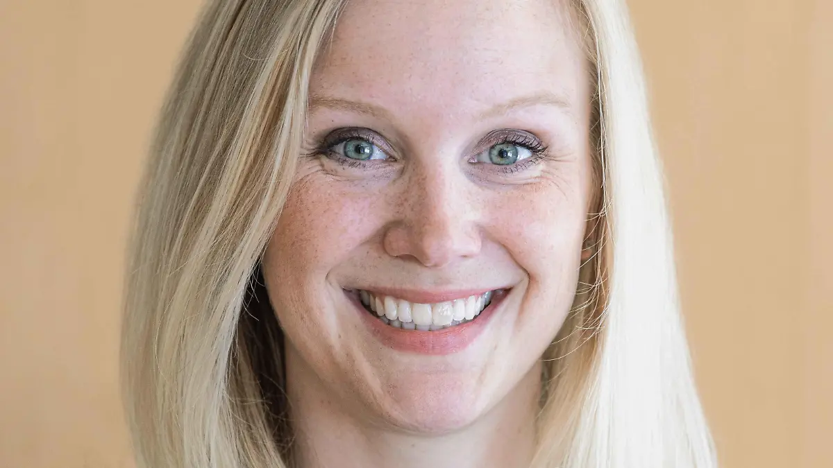 Dr. Julia Funke