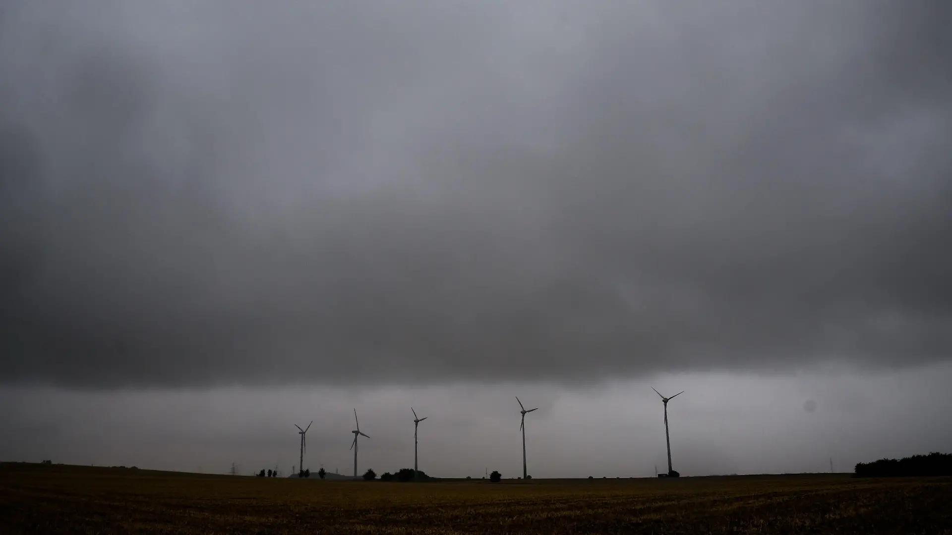 Hier liegen die Unwetter-Schwerpunkte am Freitag Nach tropischer Nacht