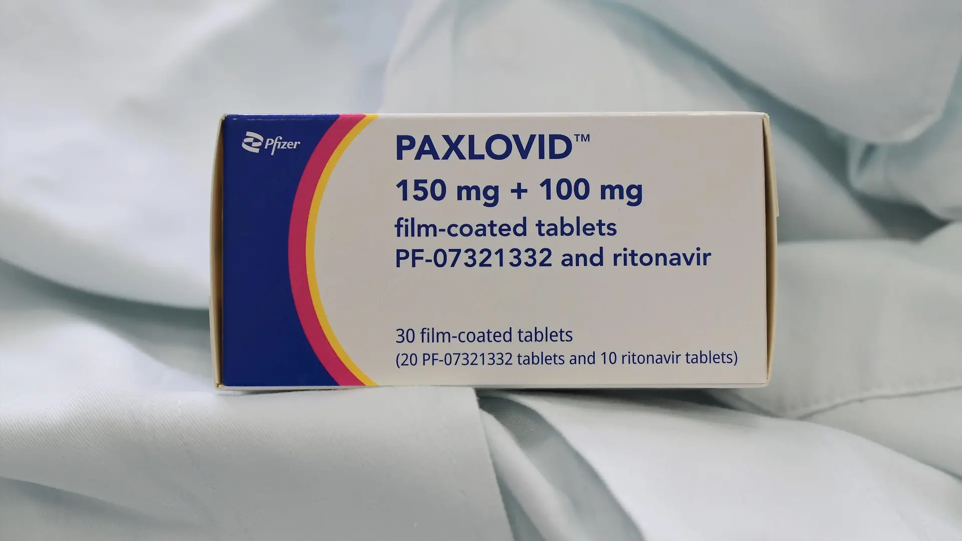 Busto A, Italy Paxlovid is the latest oral antiviral anticovid with other drugs such as Lagevrio in pastigle and Veklury for venous route only available at the pharmacy centers of the individual hospitals in the area In the picture: Paxlovid Pfizer oral antiviral anticovid in tablets PUBLICATIONxNOTxINxITA Copyright: xNickxZonnax/xIPAx/xNickxZonnax