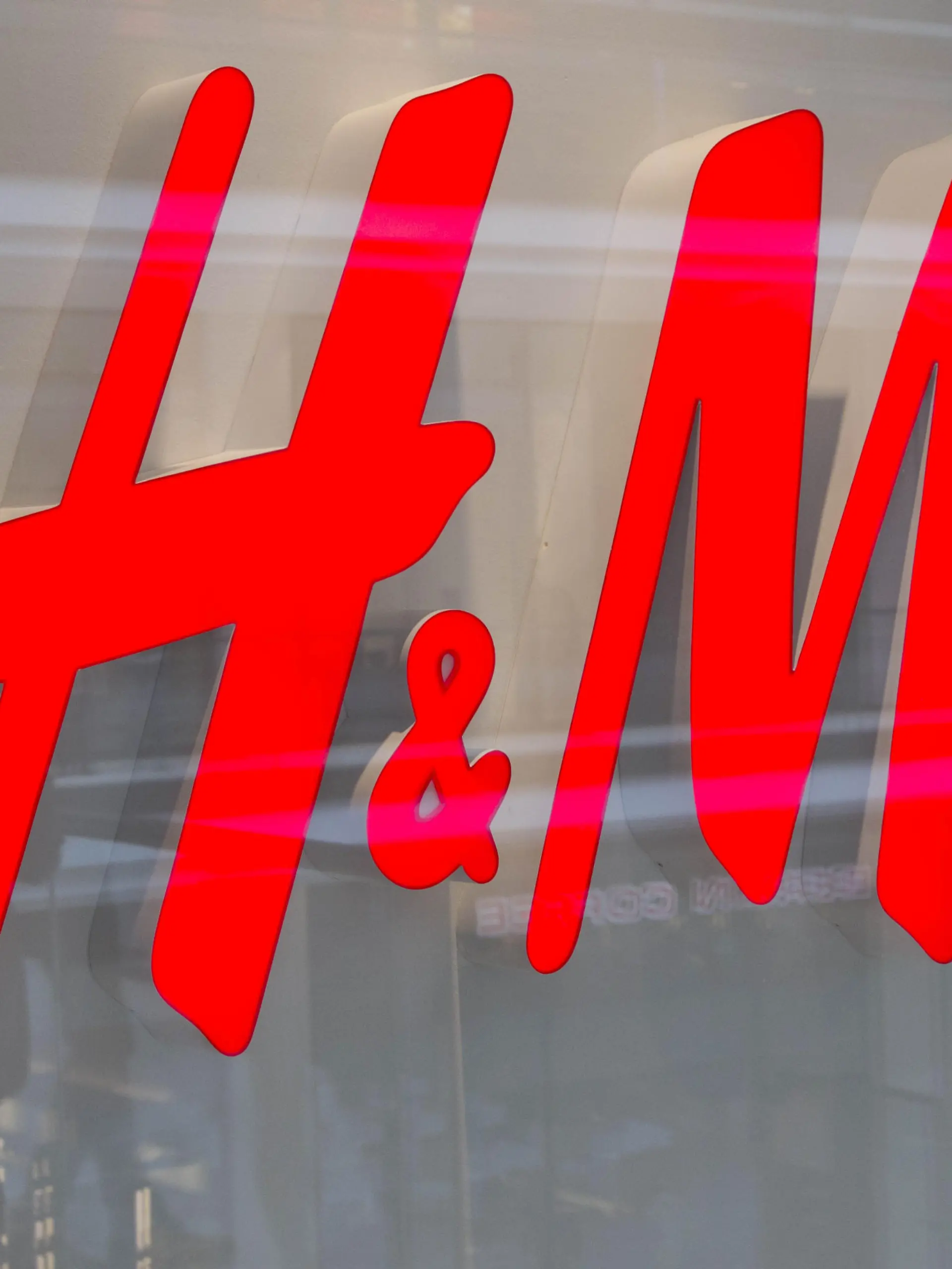 Berlin,25.09.14, JE -  H & M Logo. | Verwendung weltweit