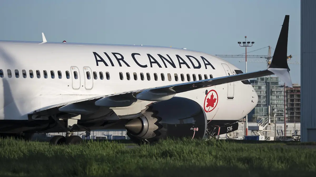 April 20, 2019 - Richmond, British Columbia, Canada - Grounded Air Canada Boeing 737 MAX 8 jetliners parked on the tarmac at Vancouver International Airport, April 20, 2019. Richmond Canada PUBLICATIONxINxGERxSUIxAUTxONLY - ZUMAs202 20190420_zap_s202_002 Copyright: xBaynexStanleyx  