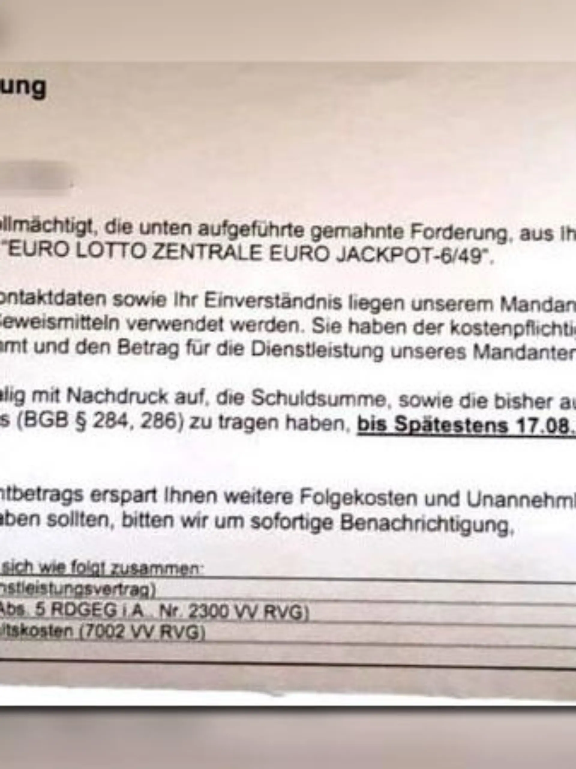 Ist Ihnen ein solches Schreiben ins Haus geflattert? Am besten einfach ignorieren!