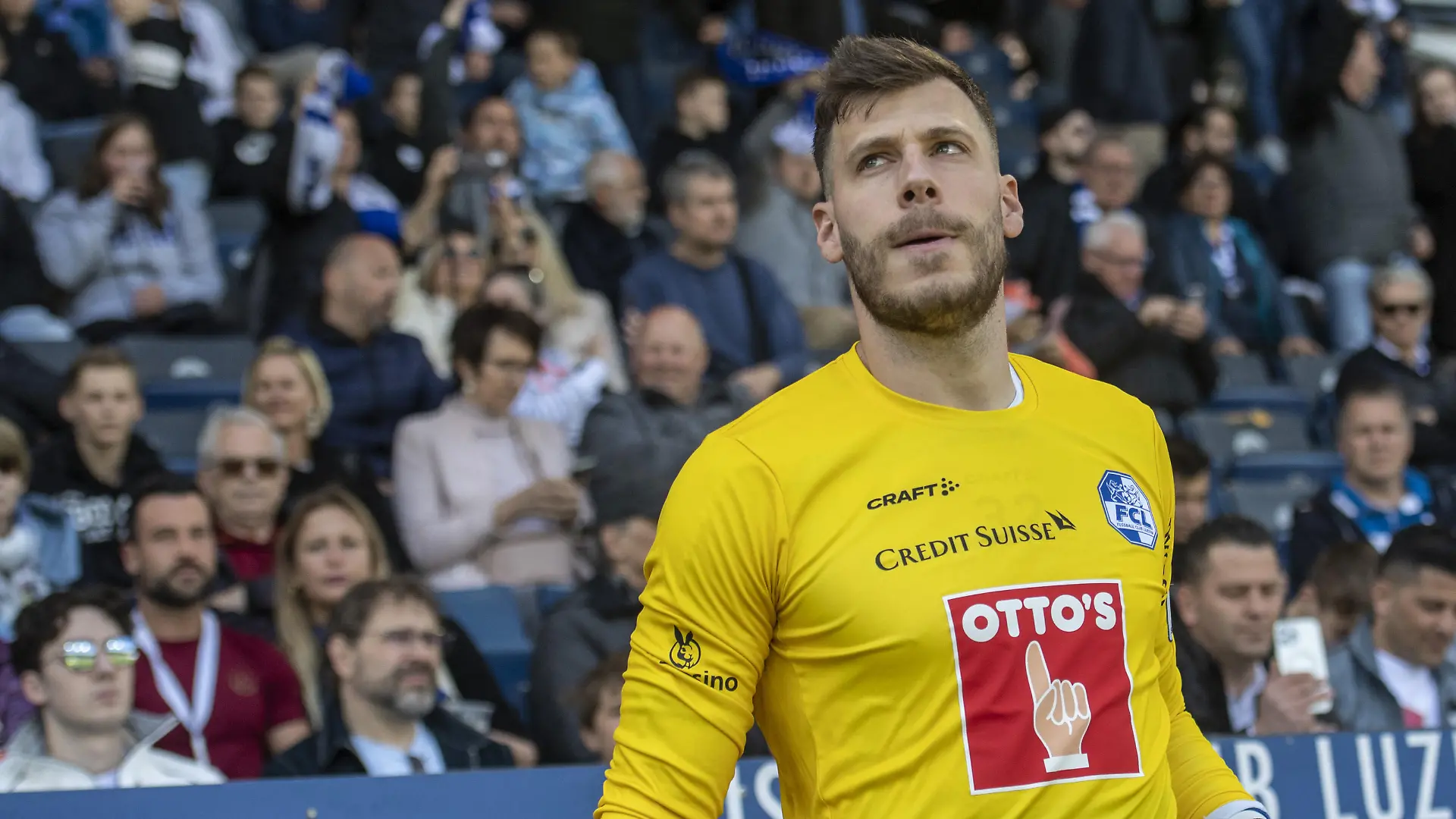 Torhueter Marius Mueller von Luzern beim Super League Meisterschaftsspiel zwischen dem FC Luzern und dem FC St Gallen vom Montag, 18. April 2022 in Luzern. (KEYSTONE/Urs Flueeler)