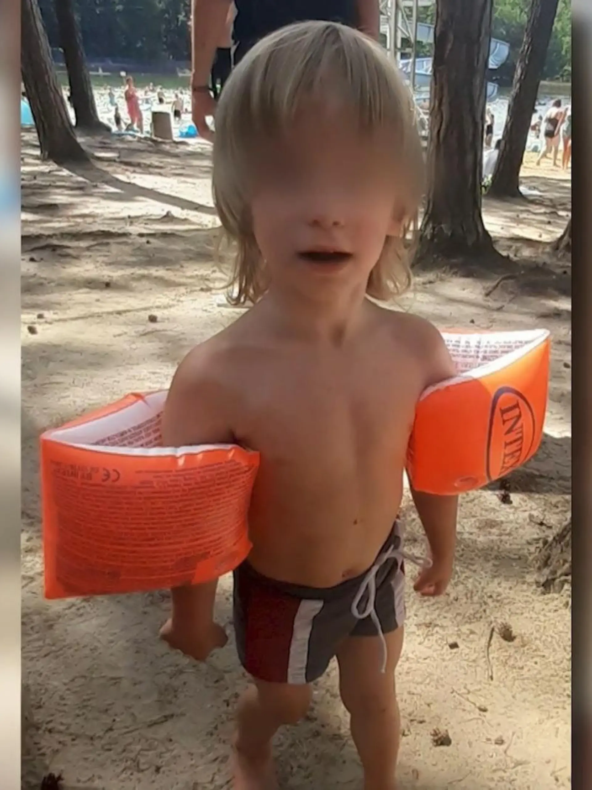 Waren zu wenig Rettungsschwimmer im Freibad? Wer hat das Kind aus den Augen verloren? Die Details zu dem tragischen Unglück erschüttern, zu den offenen Fragen muss ermittelt werden.