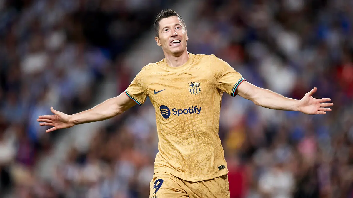  ESP: Real Sociedad v FC Barcelona, Barca - La Liga Santander Robert Lewandowski of FC Barcelona reacts after scoring goal during the La Liga Santander match between Real Sociedad and FC Barcelona at Reale Arena on August 21, 2022, in San Sebastian, Spain. San Sebastian Reale Arena Basque Country Spain _RL_RSOvFCB_142 Copyright: xRicardoxLarreinax