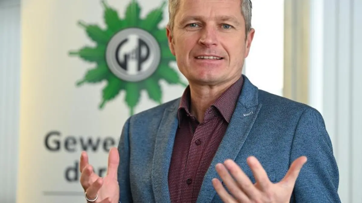 Arne Dedert