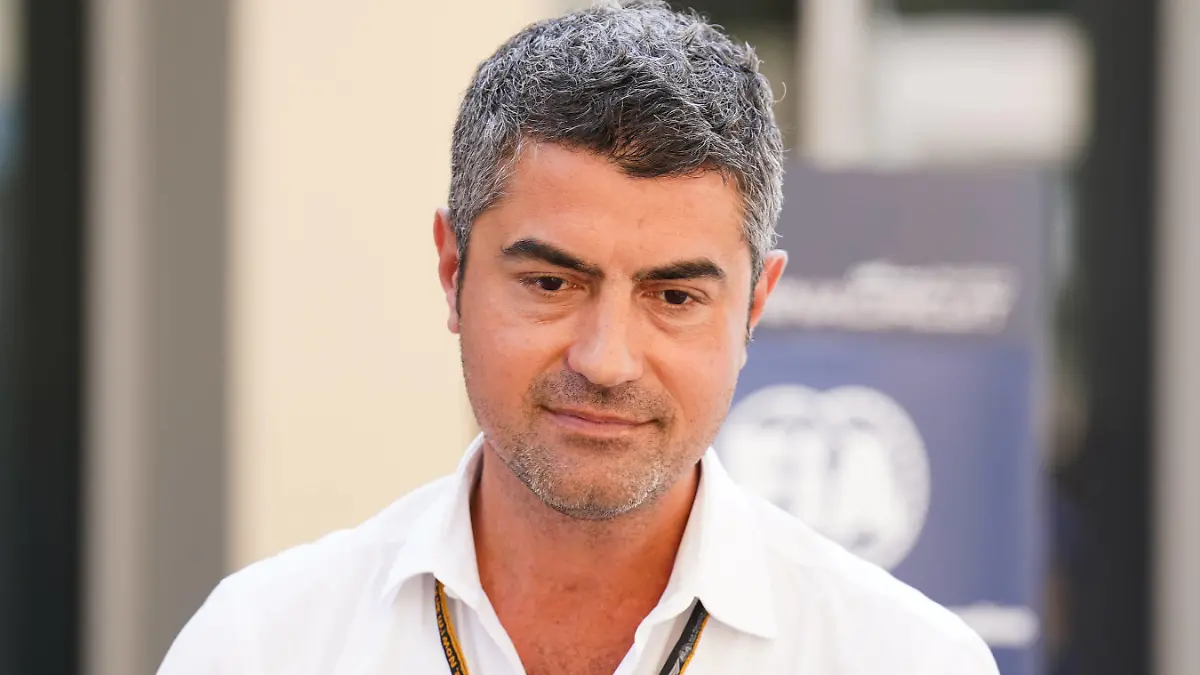 ABU DHABI GRAND PRIX 2021, 11/12/2021 Yas Marina Circuit, Yas Island 11th December 2021 Michael Masi portrait during the FORMULA 1 ETIHAD AIRWAYS ABU DHABI GRAND PRIX 2021 at the United Arab Emirates Eleanor Hoad Editorial Use Only PUBLICATIONxNOTxINxUK Copyright: xEleanorxHoadx ESM-0294-0087 