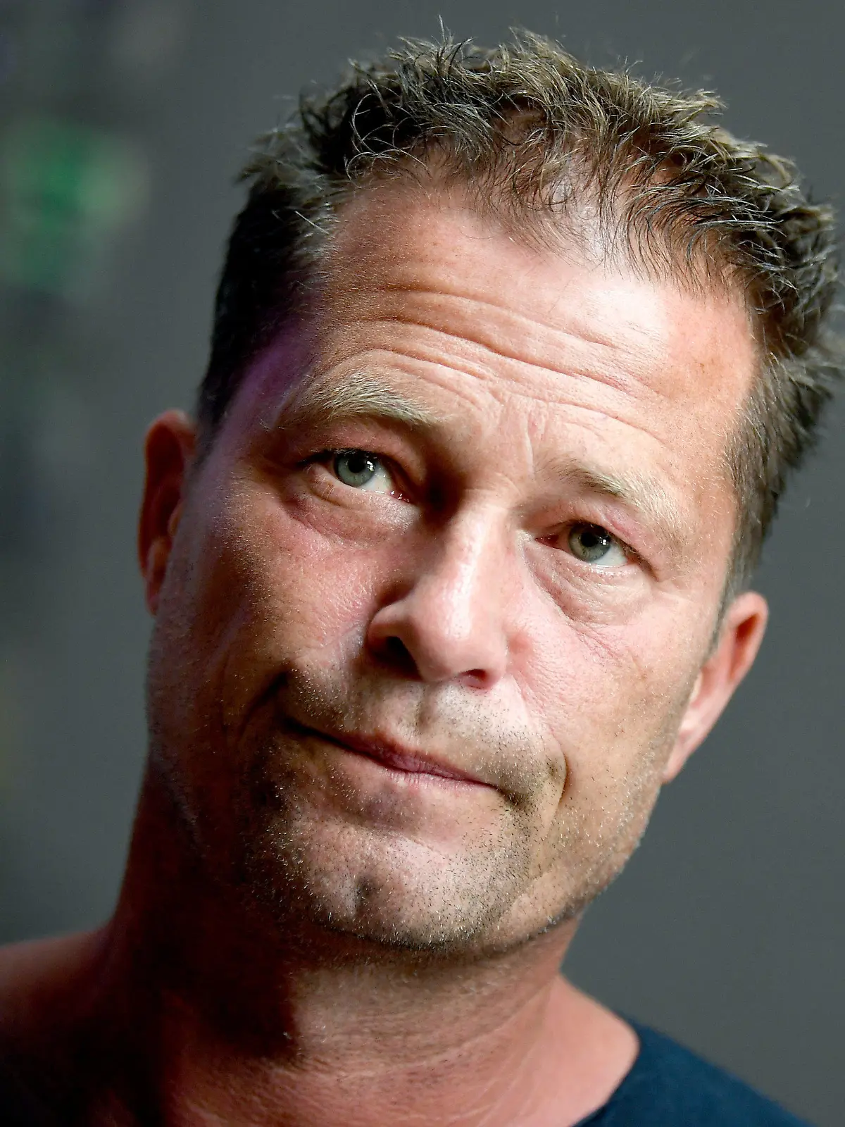 ARCHIV - 17.10.2019, Berlin: Til Schweiger, Schauspieler. Der Salzburger Sender Servus TV, der zum Red-Bull-Konzern gehört, strahlte «Eine andere Freiheit» am Abend in Österreich aus. Im Film kommt auch Schauspieler Til Schweiger zu Wort. (zu dpa "Servus TV zeigt Doku über Covid-Kinderimpfungen mit Til Schweiger") Foto: Britta Pedersen/dpa-Zentralbild/dpa +++ dpa-Bildfunk +++