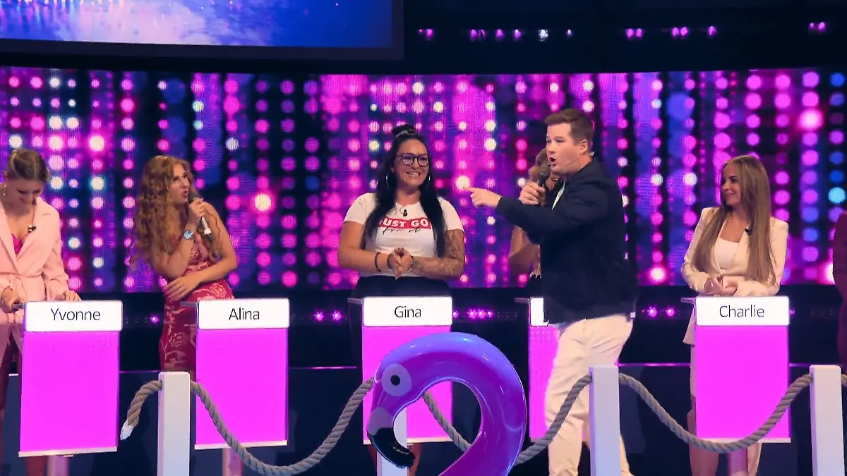 Hier wird Chris Tall zum Freestyle-Rapper Bei "Take Me Out XXL"