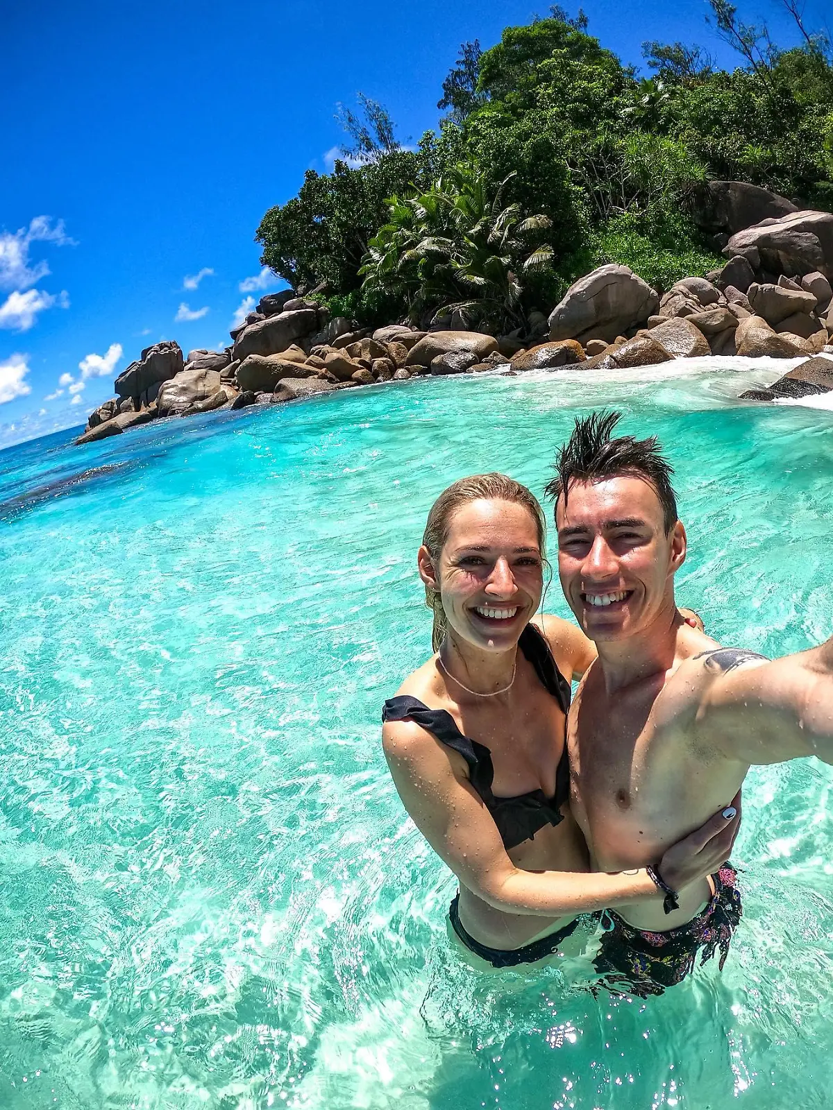 Skisprung-Star Stefan Kraft ist mit Frau Marisa im Urlaub auf den Seychellen.