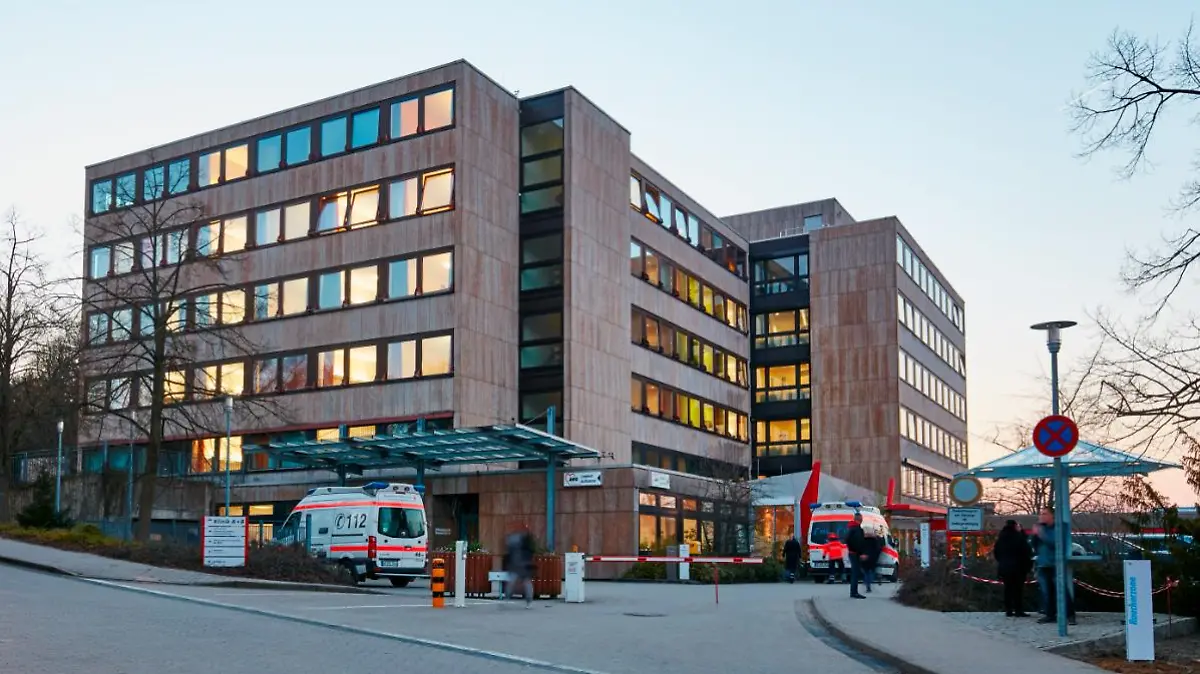 Im Fahrstuhl des AWO Psychiatriezentrums in Königslutter wurde ein verdächtiger Gegenstand entdeckt. (Archivbild)