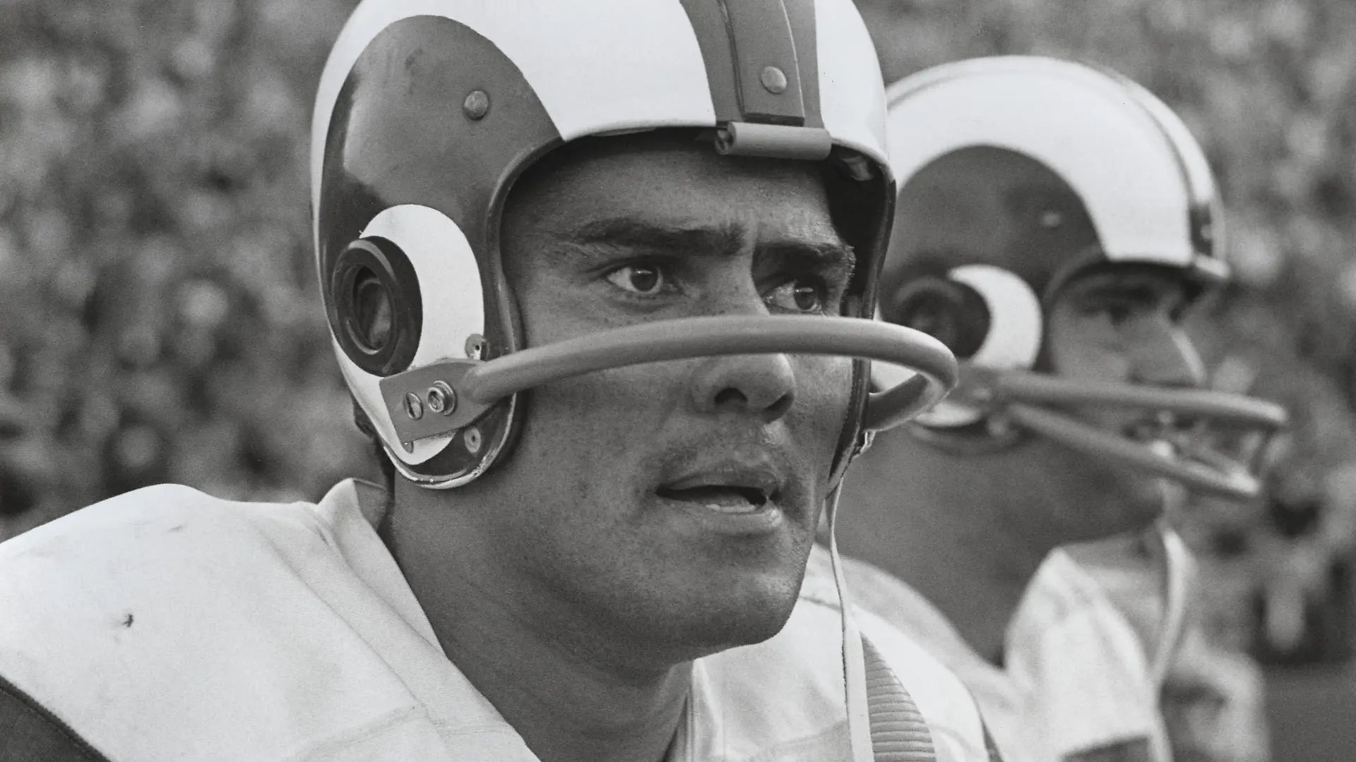 US PRESSWIRE Sports-Historical Dec 9, 1967 Los Angeles, CA, USA FILE PHOTO Los Angeles Rams quarterback Roman Gabriel 18 reacting against the Green Bay Packers at Los Angeles Memorial Coliseum during the 1967 season. Los Angeles California USA, EDITORIAL USE ONLY PUBLICATIONxINxGERxSUIxAUTxONLY Copyright: xDavidxBoss-USAxTODAYxSportsx 6690622
