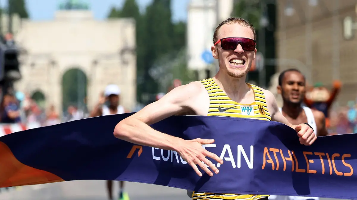 2022 European Championships - Men's Marathon - Munich, Germany - August 15, 2022 Germany's Richard Ringer crosses the line to win the men's marathon REUTERS/Lukas Barth