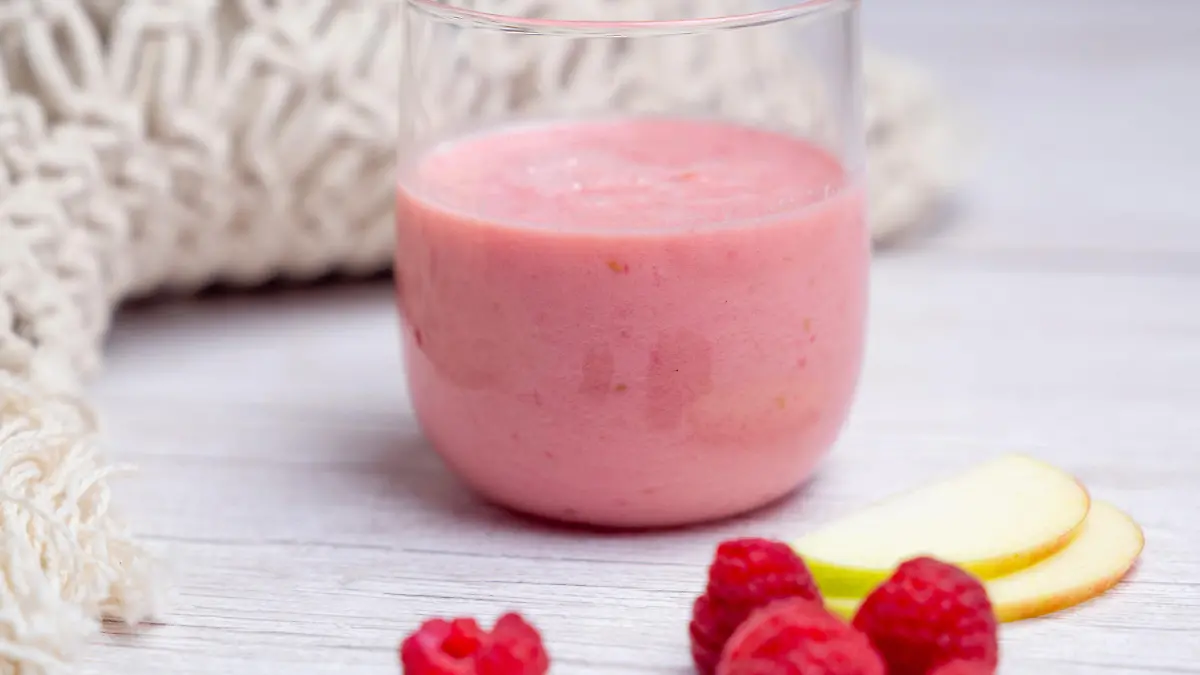 Rhabarber-Erdbeer-Smoothie