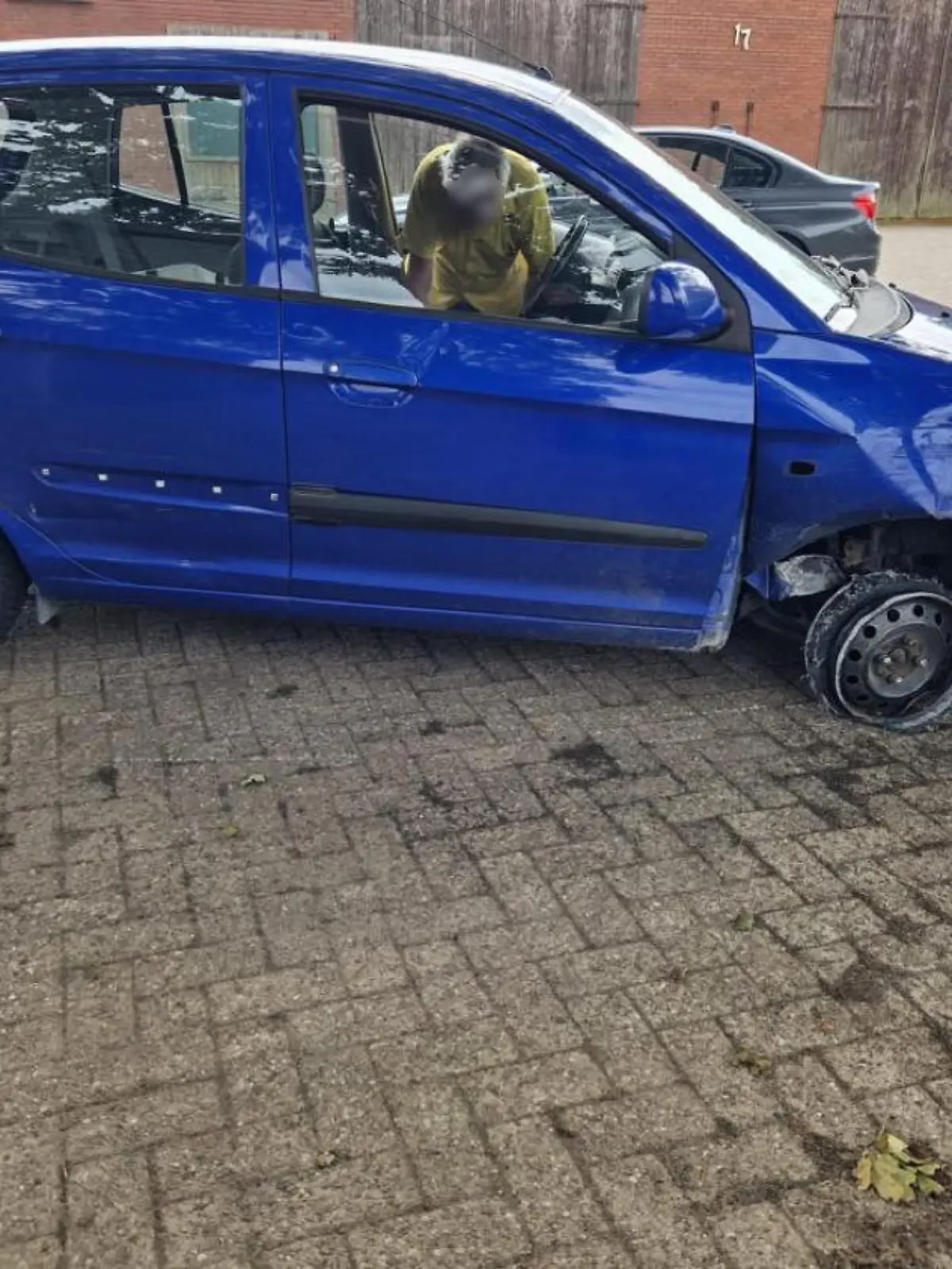 unfallbeschädigter Kia