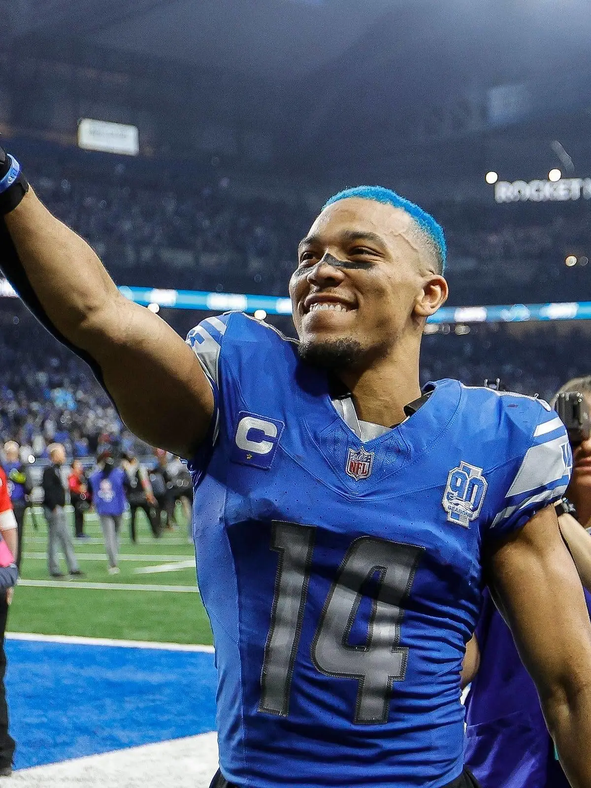 Syndication: USA TODAY Lions wide receiver Amon-Ra St. Brown dyed his hair Honolulu Blue for the playoffs. , EDITORIAL USE ONLY PUBLICATIONxINxGERxSUIxAUTxONLY Copyright: xJunfuxHanx USATSI_22384494