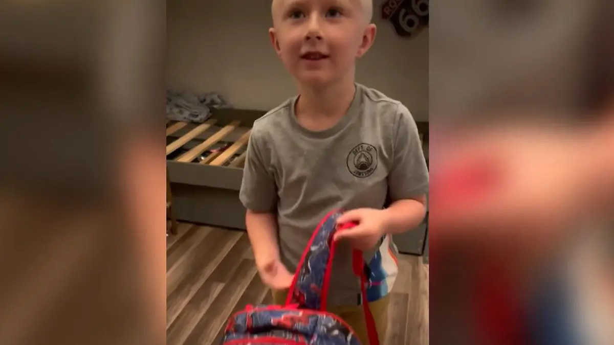 Weston kommt in diesem Monat in den Kindergarten.