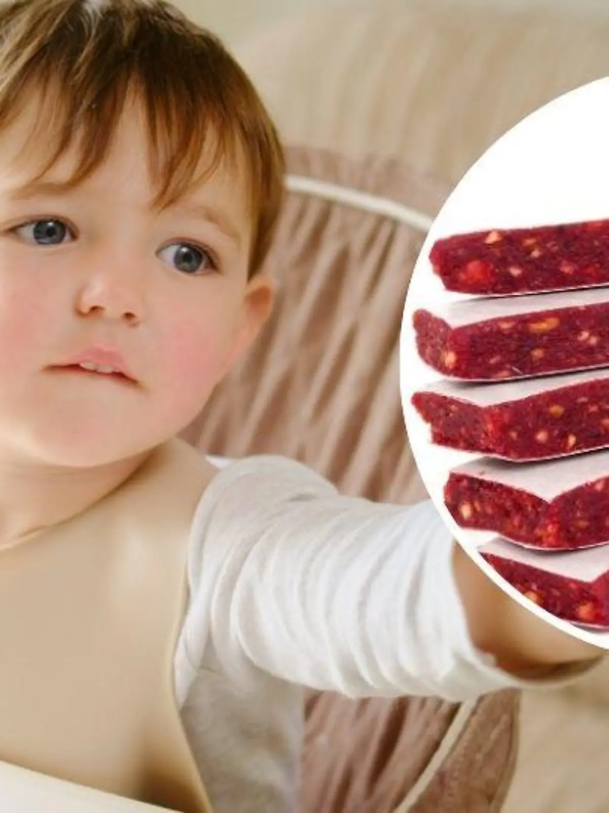 Collage: Kleiner Junge im Hochsitz und Kinder-Fruchtriegel in einem Kreis