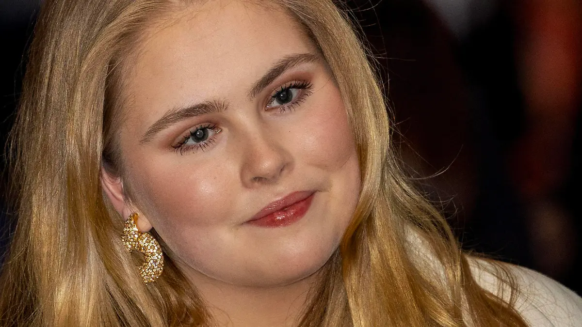 18-04-2024 Gala Princess Amalia visited the exhibition DUO, Beyond Two Visions A Spanish Dutch Creative Collaboration of ten Spanish and Dutch muralists, in the STRAAT Museum on the last day of the 2 days statevisit to the Netherlands. Â PUBLICATIONxINxGERxSUIxAUTxONLY Copyright: xPPEx