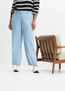 Weite Jeans in Hellblau
