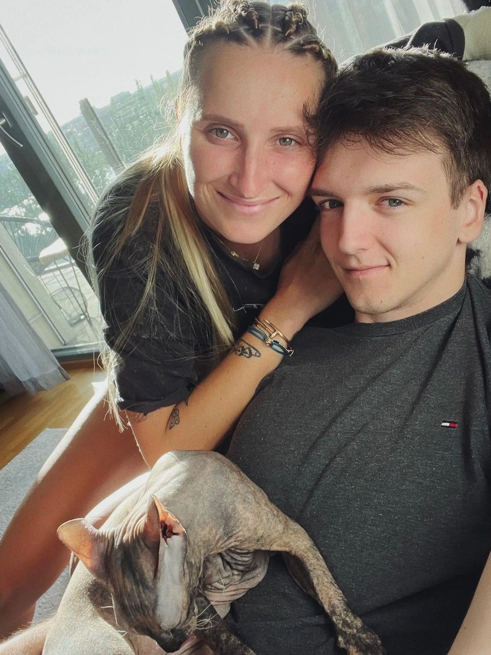 Tennis-Star Marketa Vondrousova mit ihrem bisherigen Mann Stepan Simek