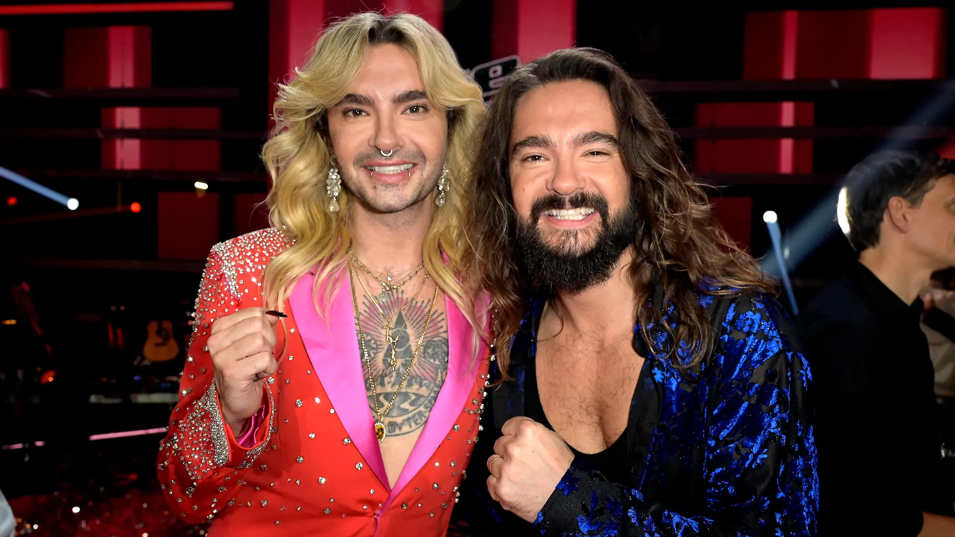 Bill Kaulitz und Tom Kaulitz im Finale der 13. Staffel der Castingshow The Voice of Germany 2023 im Studio H Berlin Adlershof. Berlin, 08.12.2023 *** Bill Kaulitz and Tom Kaulitz in the final of the 13th season of the casting show The Voice of Germany 2023 at Studio H Berlin Adlershof Berlin, 08 12 2023 Foto:xF.xKernx/xFuturexImagex voice_finale_3387
