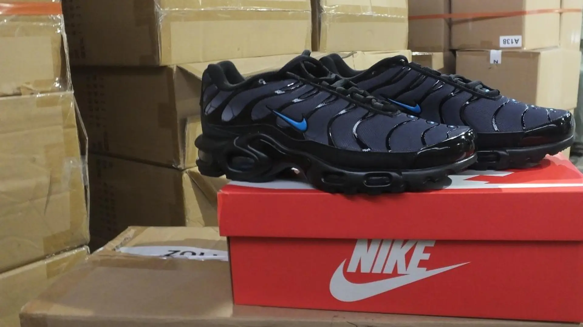 gefälschte Schuhe von Nike