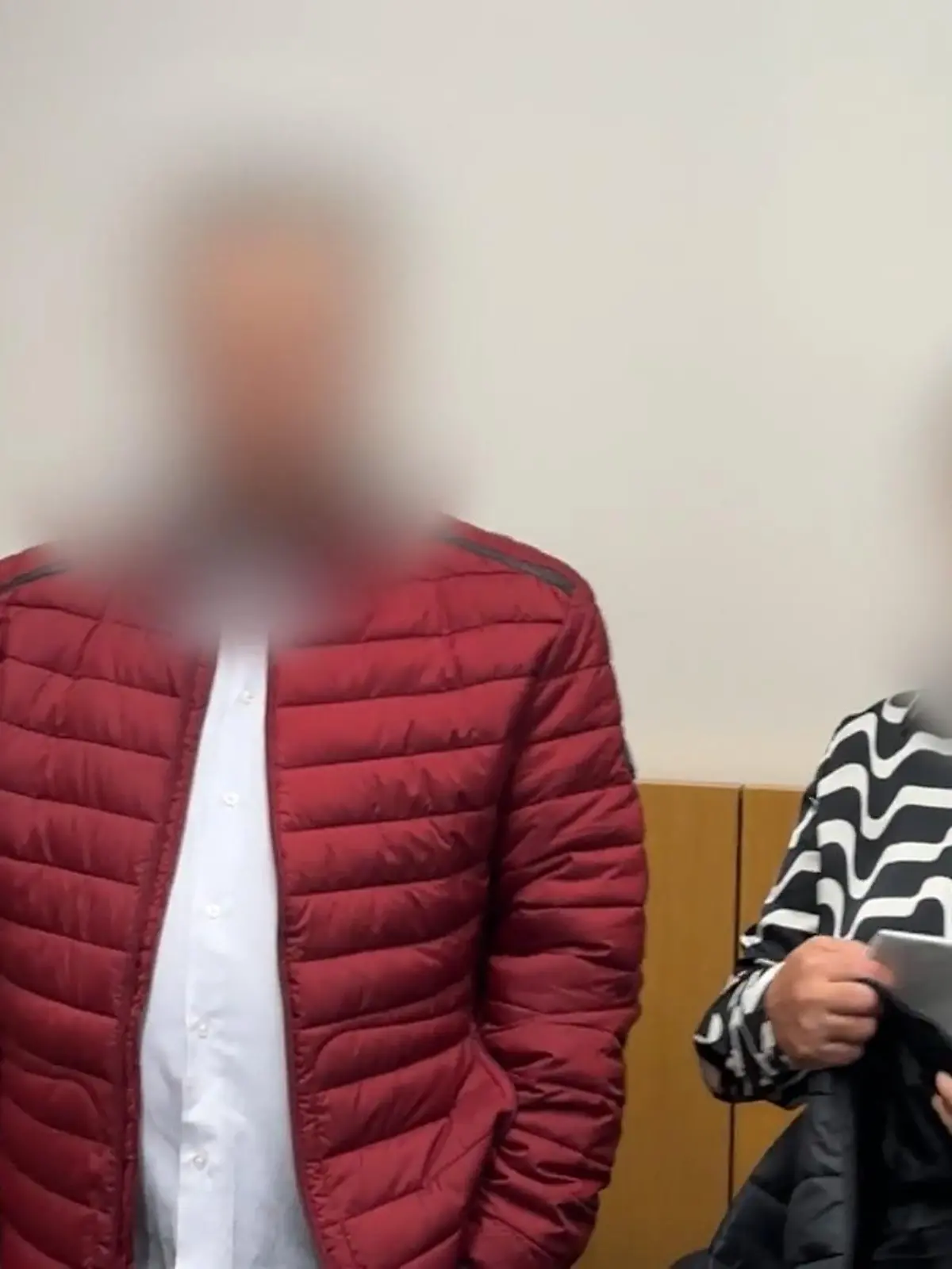 Bild zu: "Eltern entführen Tochter"