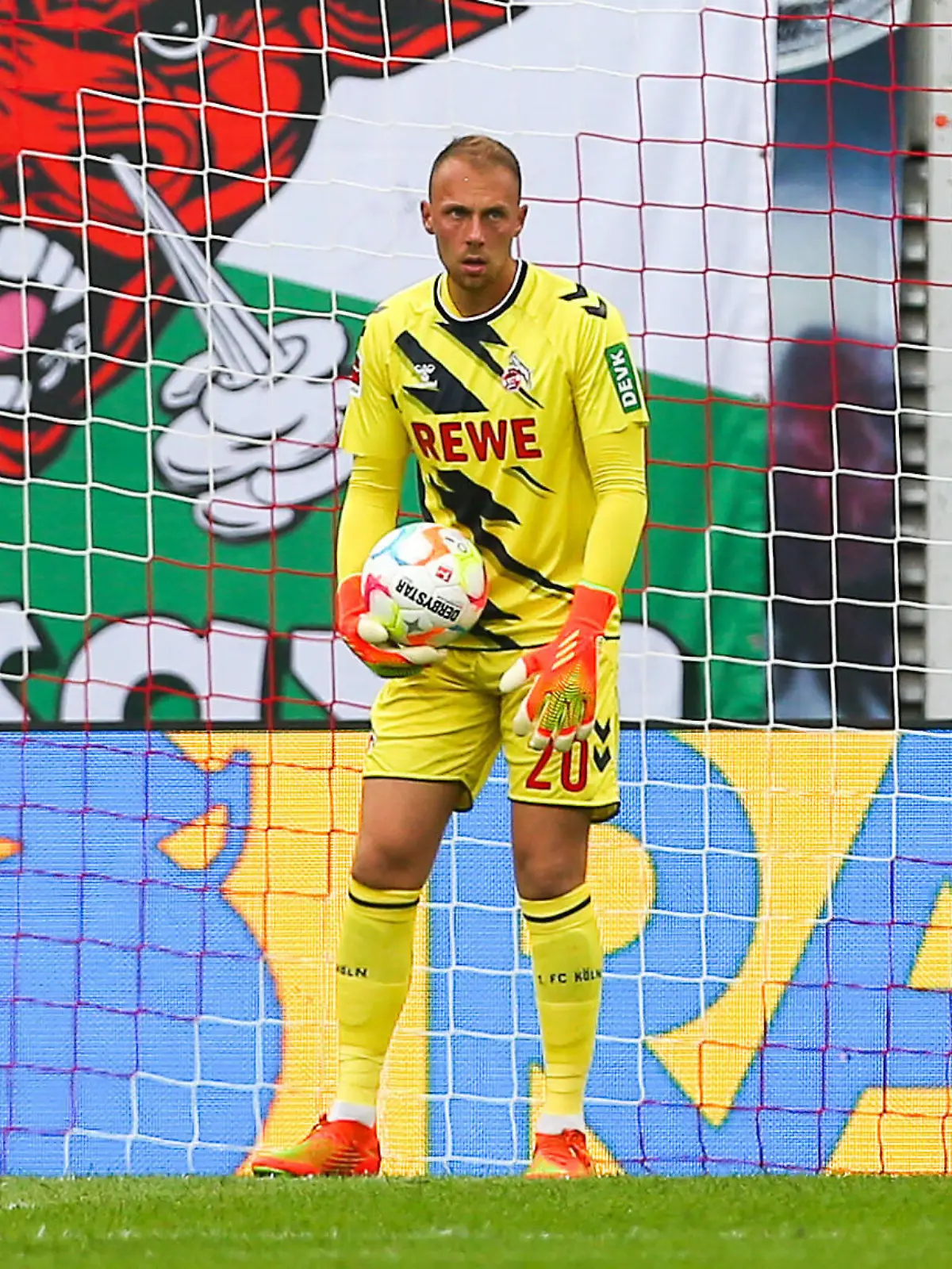  RB Leipzig - 1.FC Koeln / 13.08.2022 Leipzig, 13.08.2022, Red Bull Arena, Fussball, Saison 2022 / 2023, Bundesliga, 2. Spieltag , RB Leipzig vs. 1.FC Köln , Im Bild: Torwart Marvin Schwäbe / Schwaebe 20, Koeln , *** RB Leipzig 1 FC Koeln 13 08 2022 Leipzig, 13 08 2022, Red Bull Arena, football, season 2022 2023, Bundesliga, 2 matchday , RB Leipzig vs 1 FC Koeln , In picture goalkeeper Marvin Schwäbe Schwaebe 20, Koeln ,