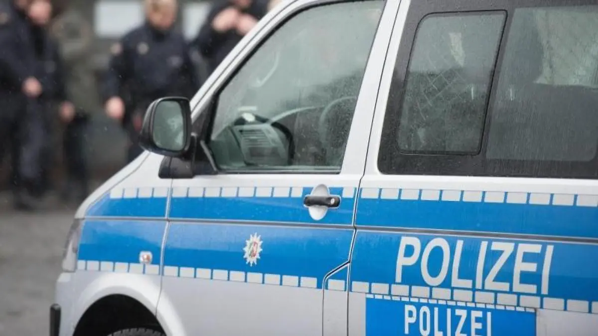 Polizeiauto. Foto: Bernd Thissen/Archiv