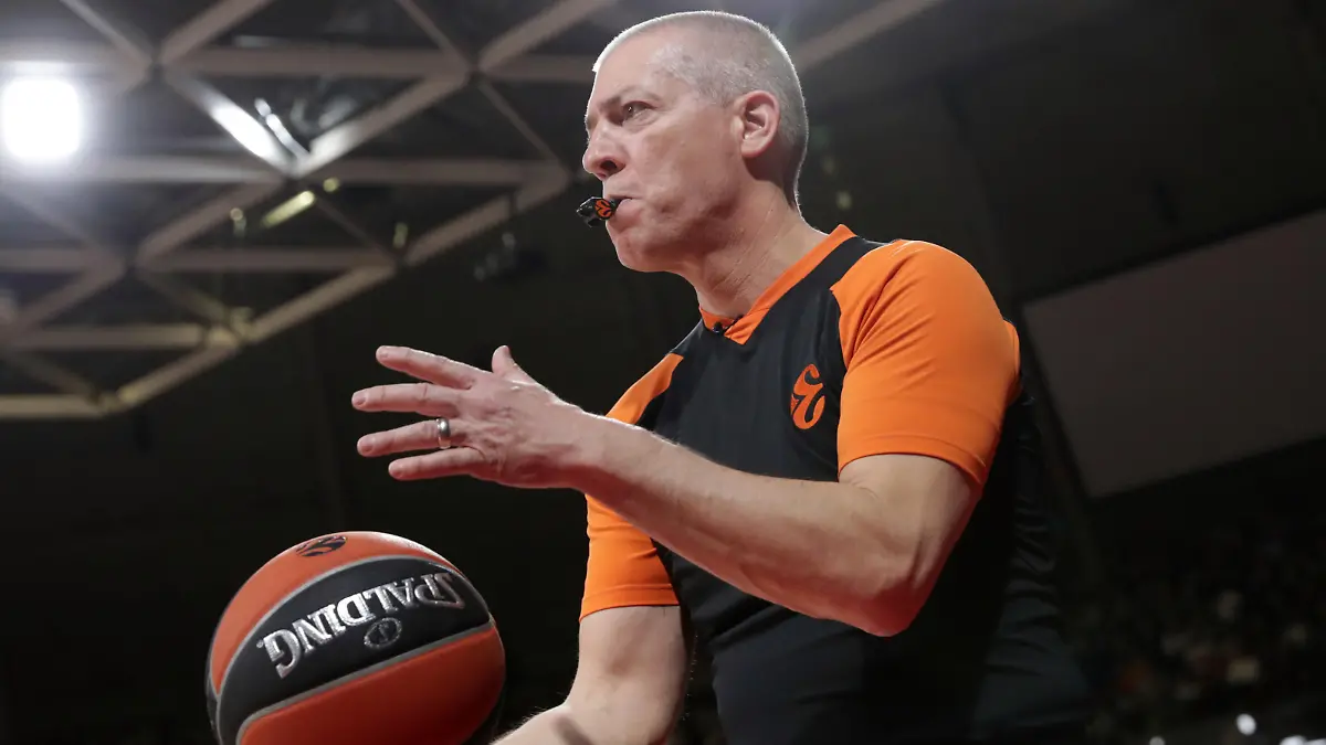 Referee Crew Chief Matej Boltauzer FC Bayern München vs Partizan Mozzart Bet Belgrad Euroleague Basketball Saison 2022/23 Spieltag 24 9.2.2023 Audi Dome Muenchen Copyright by : sampics Photographie