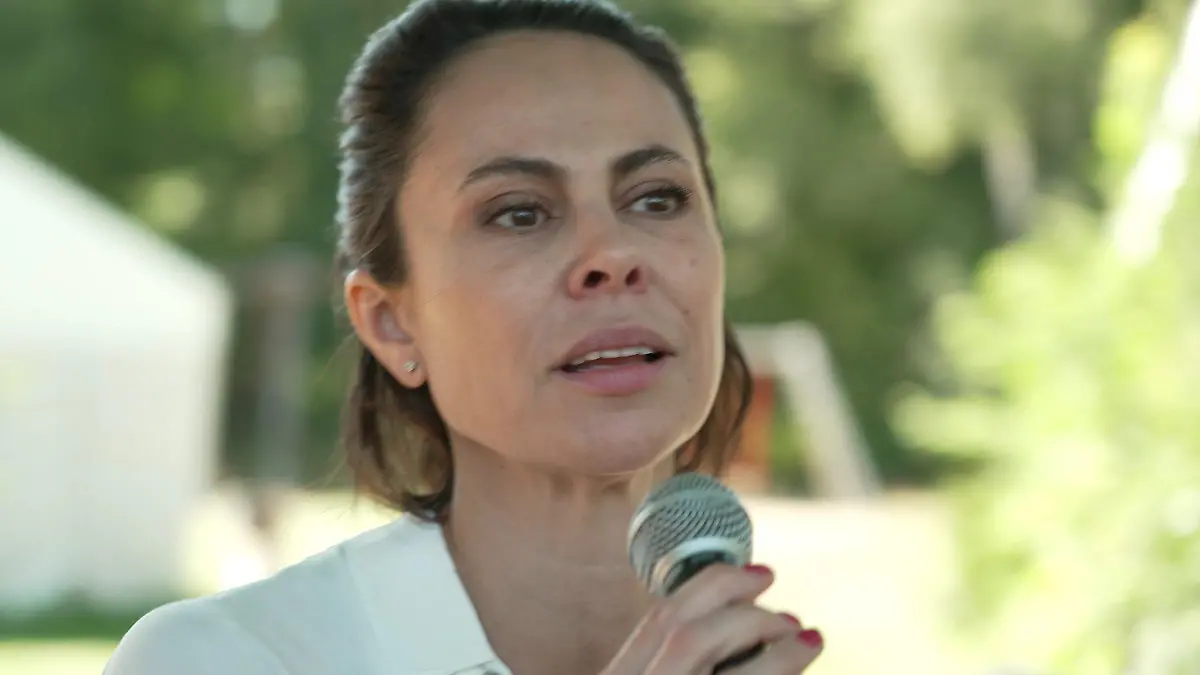 Natalia Klitschko besuchte die Ferienfreizeit in Neumünster und sang Lieder mit den ukrainischen Kindern.