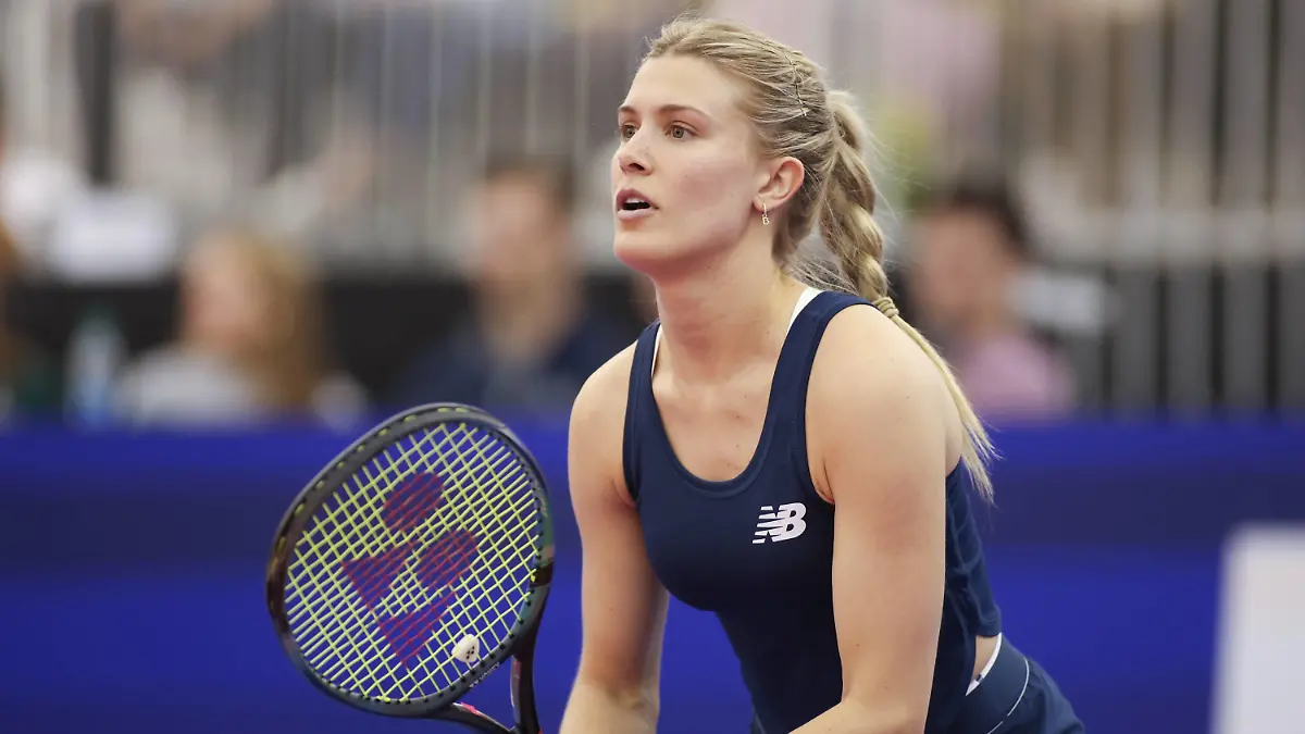 DALLAS, TX - FEBRUARY 03: Eugenie Bouchard receives serve during the Dallas Open WomenÕs Tennis Classic on February 3, 2024 at Styslinger/Altec Tennis Complex in Dallas, TX. Photo by George Walker/Icon Sportswire TENNIS: FEB 03 Dallas Open EDITORIAL USE ONLY Icon24020308