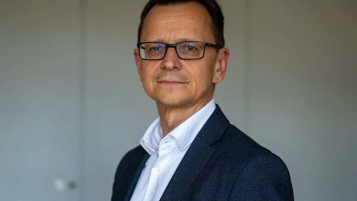 Jörg Müller, Leiter des Verfassungsschutzes in Brandenburg, aufgenommen bei einem Interview mit der Deutschen Presse-Agentur.