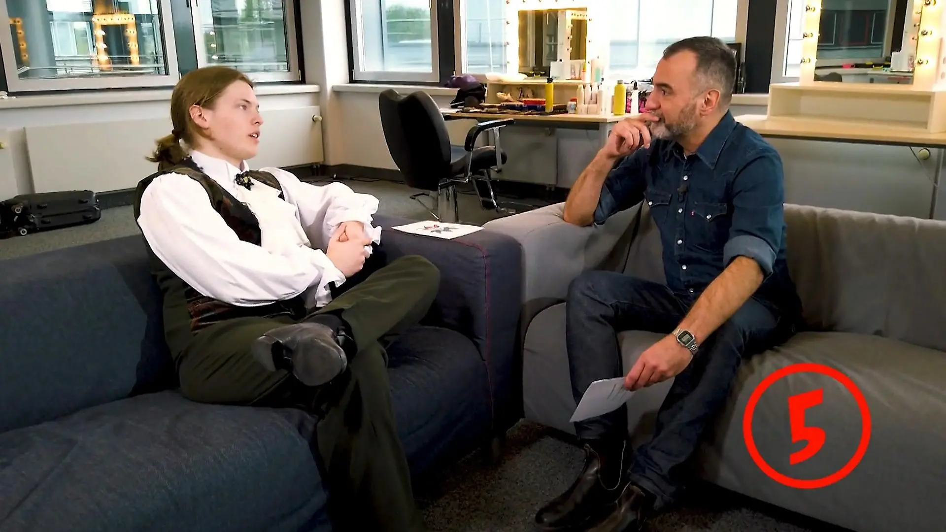 Warum der Name „Kelly“ nicht nur Vorteile hat „Ein Promi ein Joker“ mit Gabriel Kelly