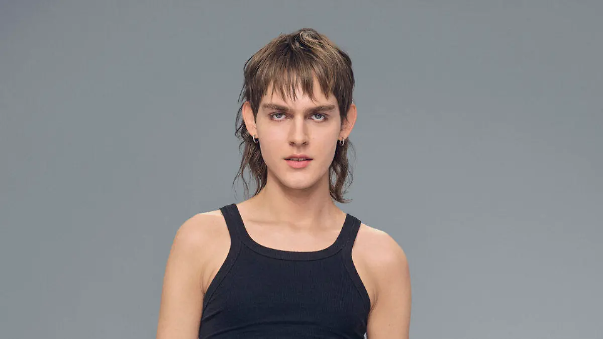 Titel: Germany's Next Topmodel - by Heidi Klum;
Staffel: 19;
Person: Maximilian;
Fotograf: Michael de Boer;
Bildredakteur: Susanne Karl;
Dateiname: 2897915.jpg;
Rechtehinweis: Germany’s Next Topmodel - by Heidi Klum

Dieses Bild darf bis eine Woche nach Ausstrahlung honorarfrei fuer redaktionelle Zwecke und nur im Rahmen der Programmankuendigung verwendet werden. Spaetere Veroeffentlichungen sind nur nach Ruecksprache und ausdruecklicher Genehmigung der Seven.One Entertainment Group GmbH moeglich. Nicht fuer EPG! Verwendung nur mit vollstaendigem Copyrightvermerk. Das Foto darf nicht veraendert, bearbeitet und nur im Ganzen verwendet werden. Nicht für Titel. Es darf nicht archiviert werden. Es darf nicht an Dritte weitergeleitet werden. Aneinanderreihung/Zusammenlegung/Kopplung von Bildern zum Zweck der Erstellung von Slide-Shows o.ä. nicht gestattet; Verbindung/Einfügen/Anfügen von Werbung nicht gestattet. Bei Fragen: foto@seven.one Voraussetzung fuer die Verwendung dieser Programmdaten ist die Zustimmung zu den Allgemeinen Geschaeftsbedingungen der Presselounges der Sender der Seven.One Entertainment Group GmbH.