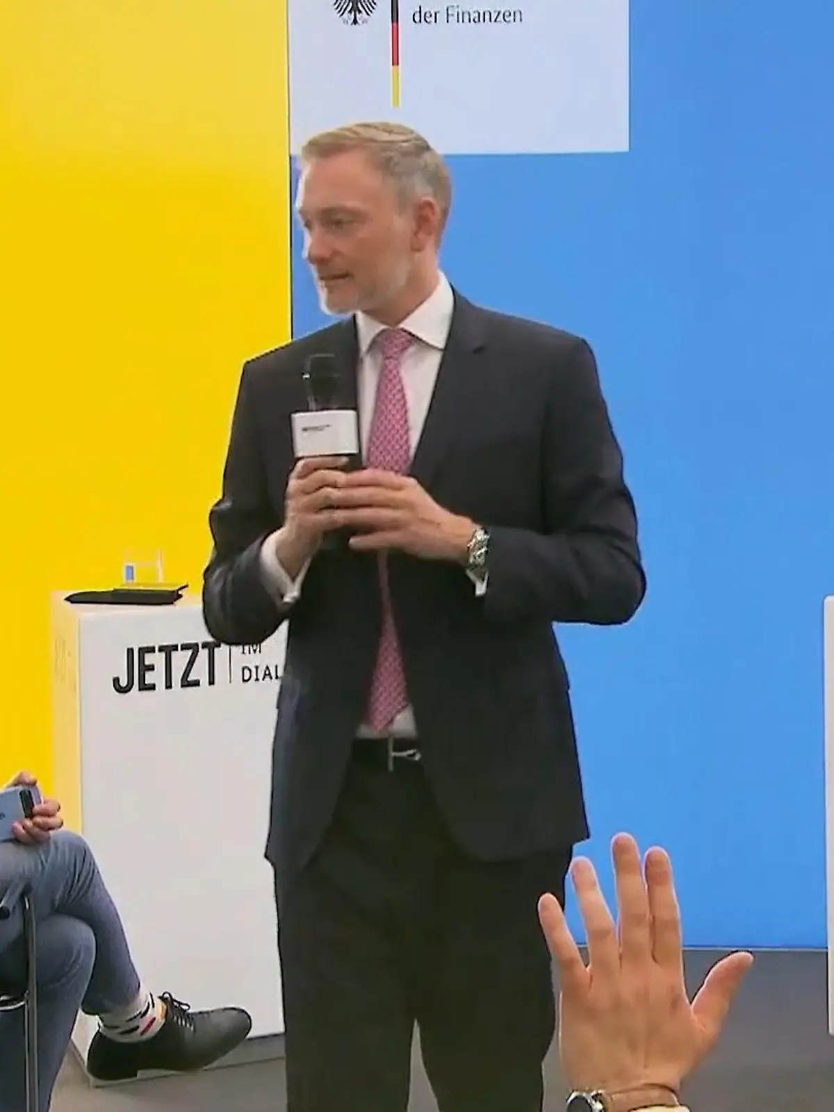 Bild zu: "FDP-Politiker in Bonn"