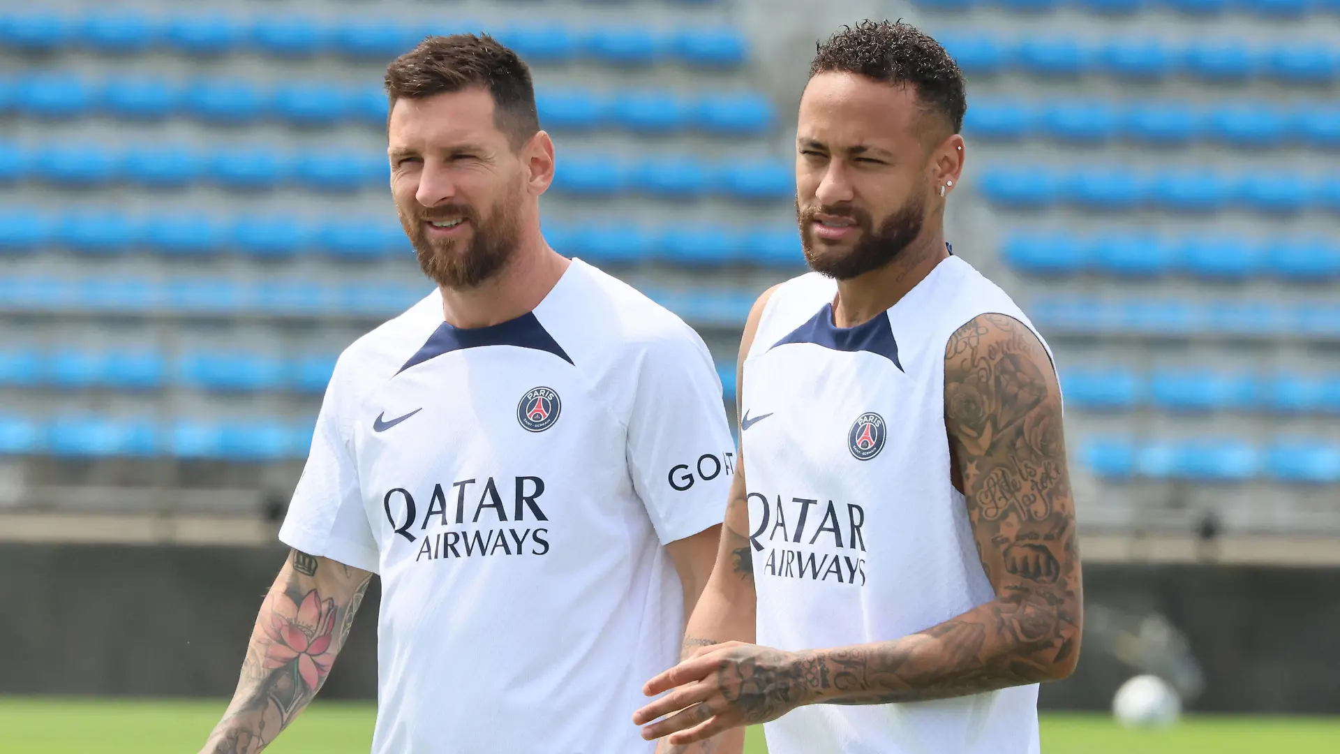July 18, 2022, Tokyo, Japan - French football club team Paris Saint-Germain star players Lionel Messi L and Neymar Jr R arrive at the Prince Chichibu Rugby Field as they give a football clinic for children in Tokyo on Monday, July 18, 2022. Paris Saint-Germain will have games with Japanese club teams Kawasaki Frontale, Urawa Reds and Gamba Osaka for their Japan tour. Noxthirdxpartyxsales PUBLICATIONxNOTxINxJPN 0163003636st