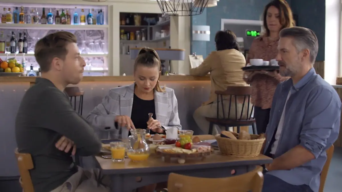 Henning offenbart Lucie und Yannick seine neue Beziehung AWZ-Folge vom 25.08.22