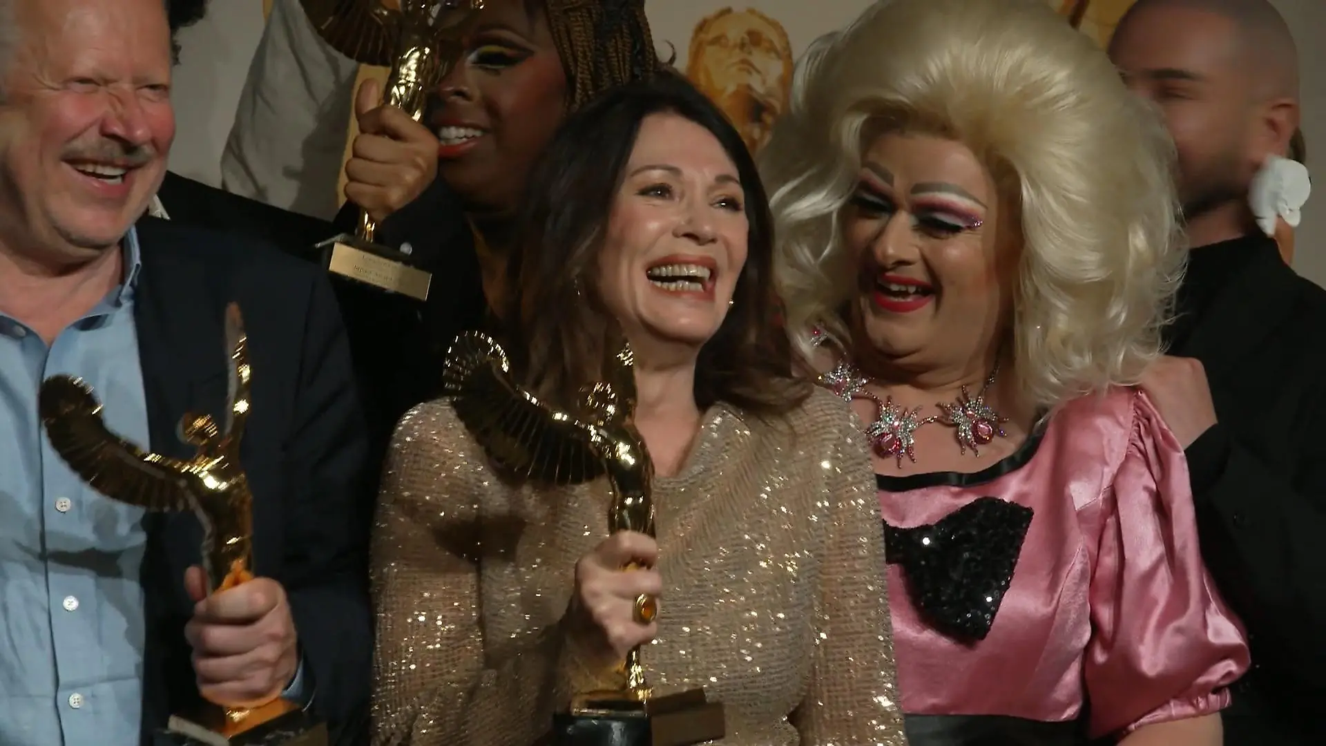 Schauspielerin gewinnt größten Publikumspreis Deutschlands Ehrenpreis für Iris Berben